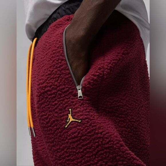 Nike Air Jordan Joggers Red Winter Sherpa Pants Taper - Picture 3 of 12